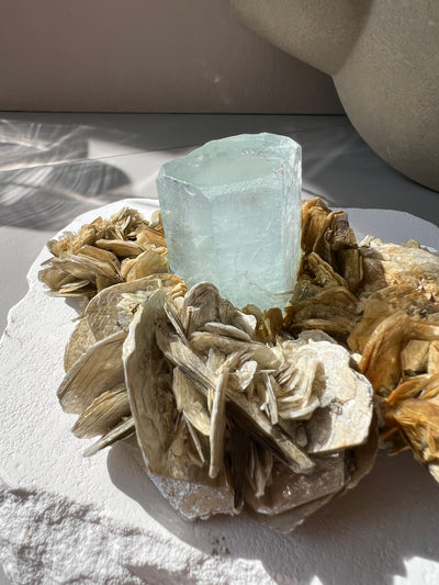 Aquamarine on Muscovite