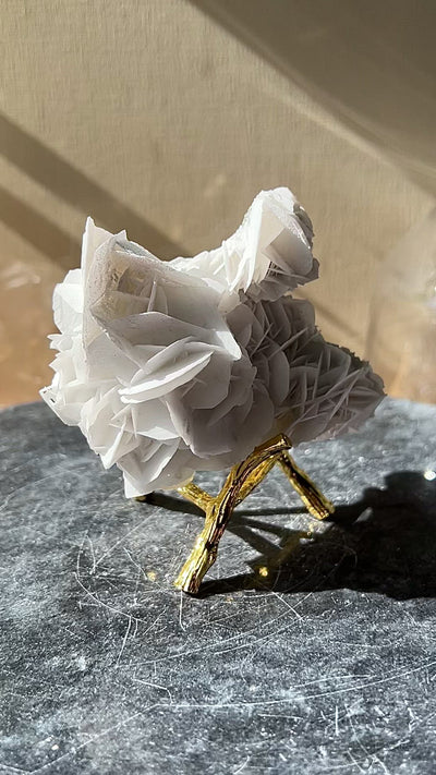 [Iris] Elegant Rose Calcite on Stand