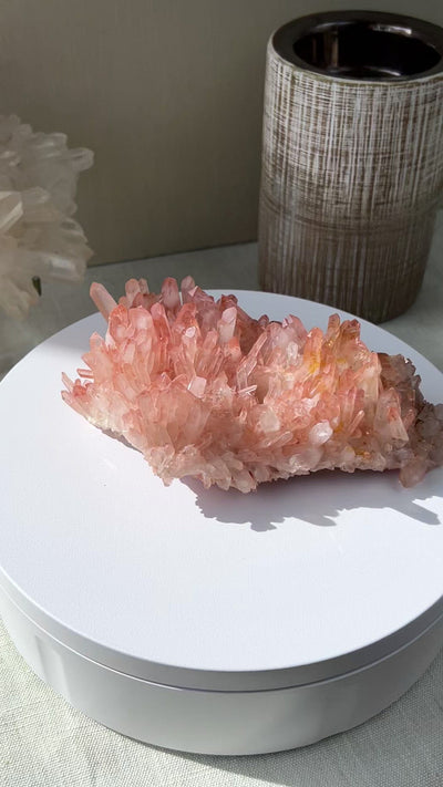 [Hydrangea] Red Pink Quartz Cluster