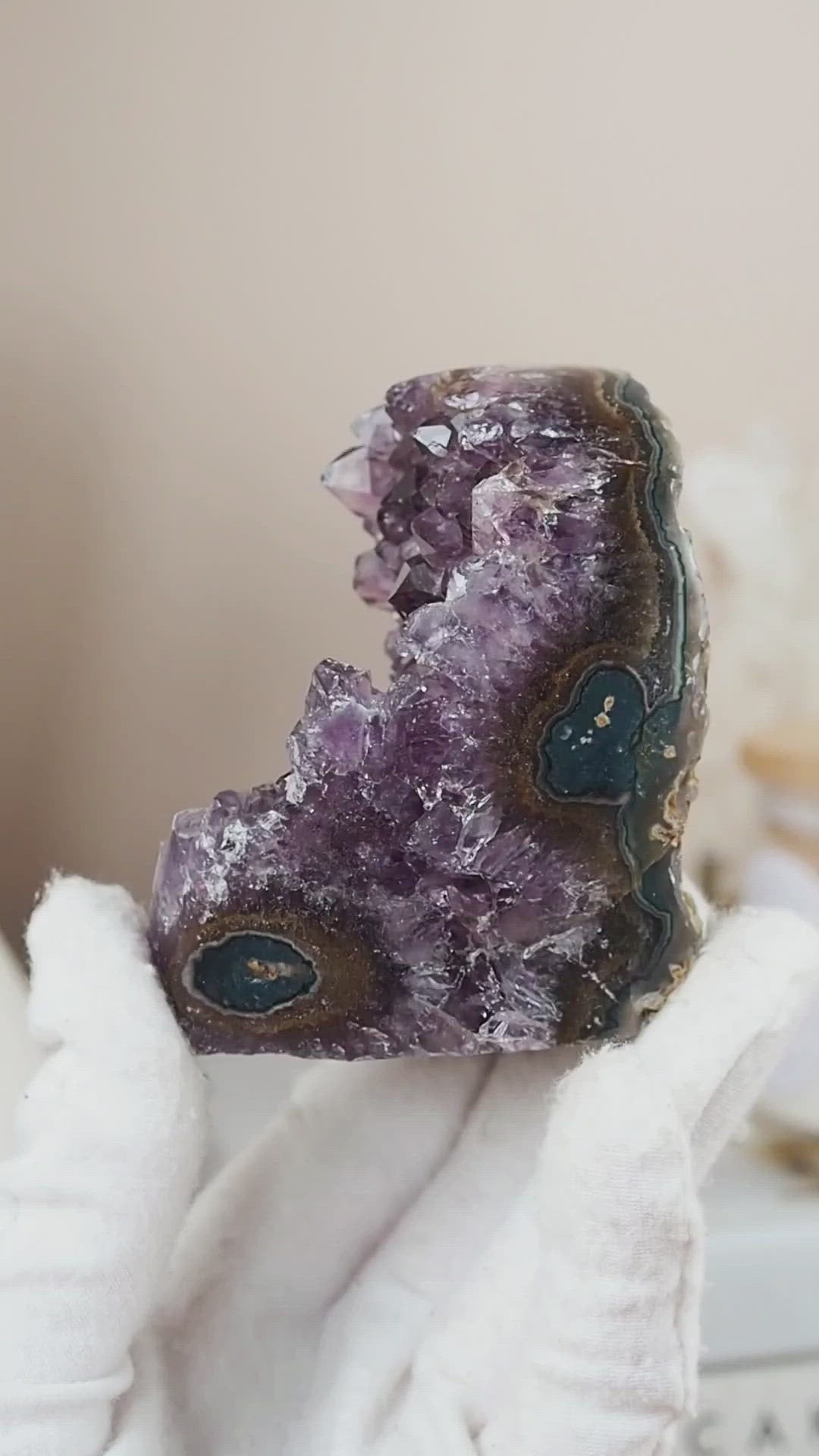 [The Eye] Smoky Amethyst Geode