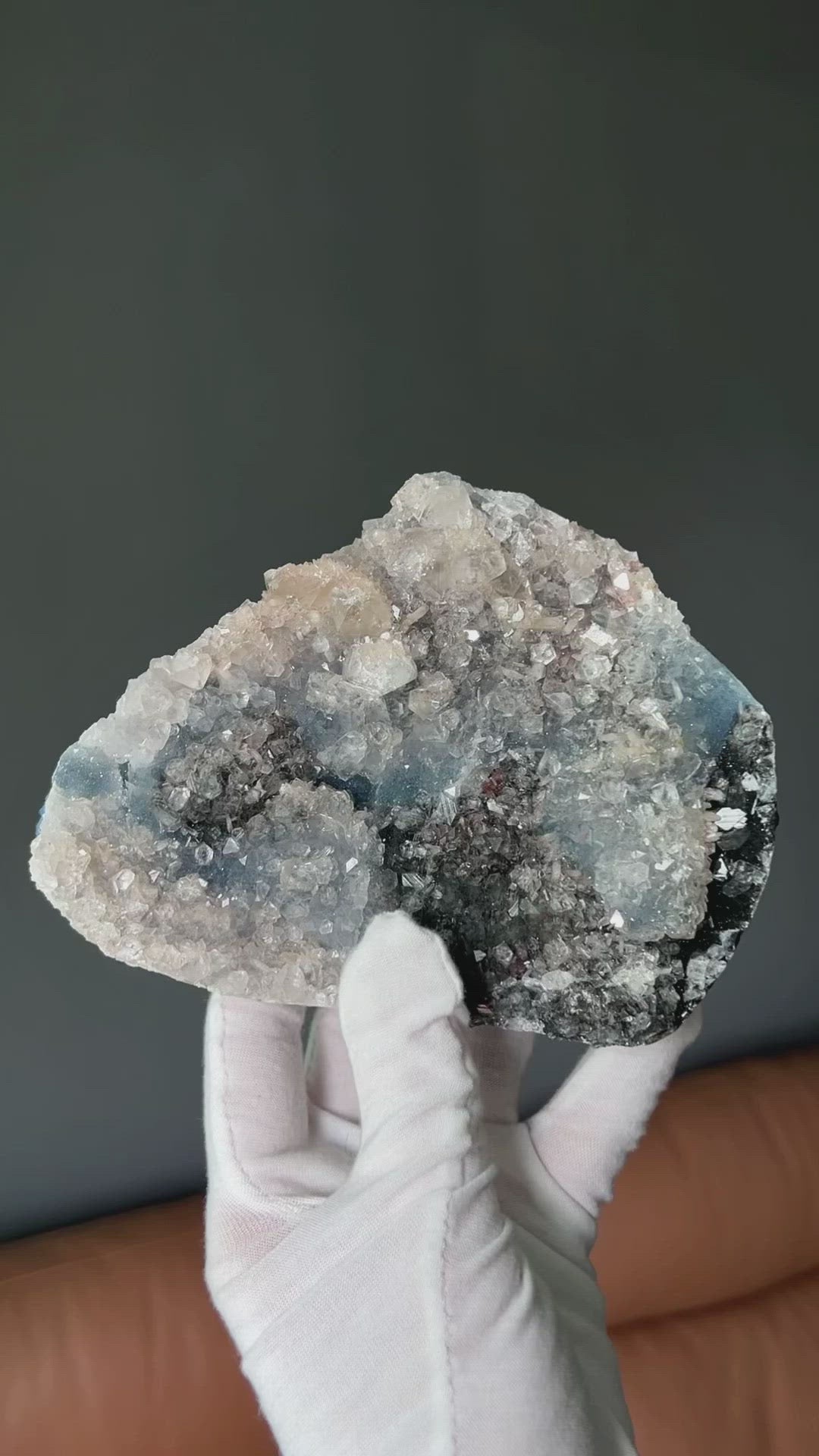 [Pleiades] Apophyllite Stilbite Chalcedony