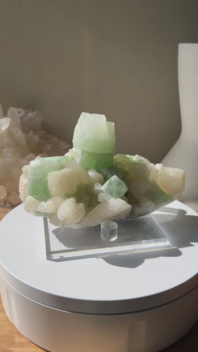 [Serenity] Green Apophyllite & Cream Stilbite