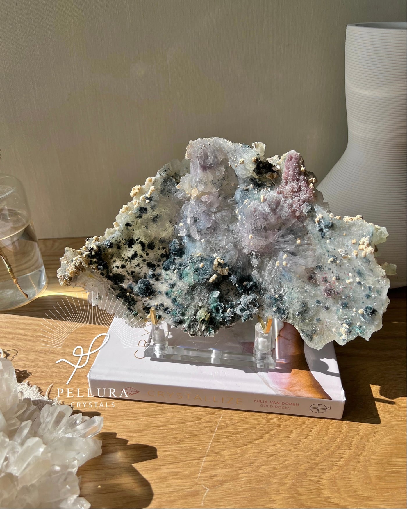 [Shangri-La] Statement Amethyst Flower Plate