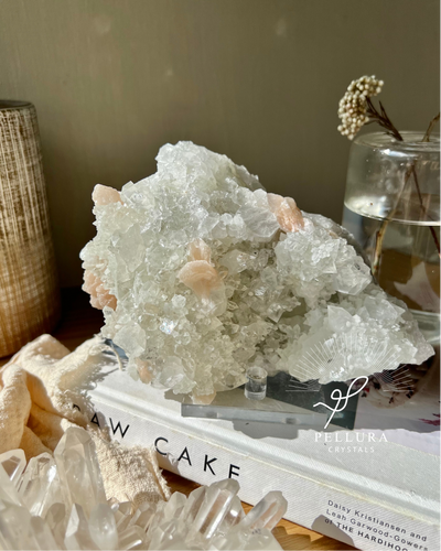 [Qi] Apophyllite w Stilbite