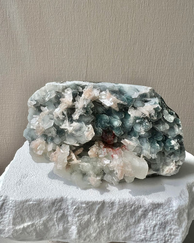 Blue Chalcedony Apophyllite Stilbite