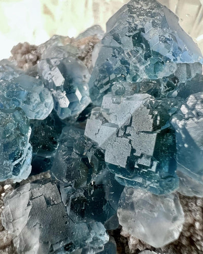 [South Pacific] Blue 'QR' Fluorite on Matrix