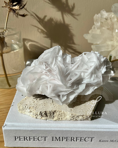 [Serenity] White Rose Calcite